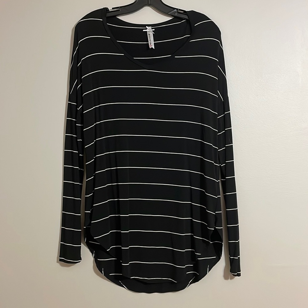 J.O & CO Striped Long Sleeve Top Size M